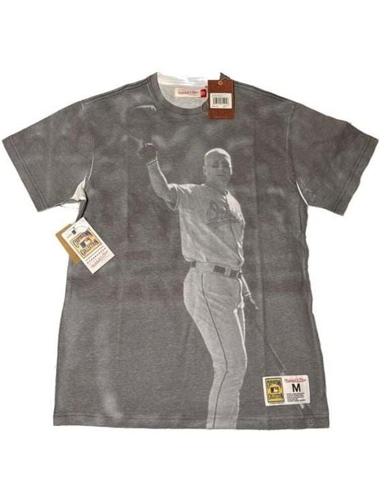 Mitchell & Ness Baltimore Orioles Cal Ripken t-shirt size medium NWT